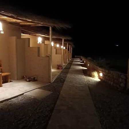 Tiunur Lodge Solor Buitenkant foto